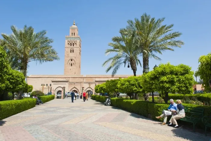 Framed Print : Tourists sitting in the gardens next to the Koutoubia Mosque, Marrakech (Marrakesh), Morocco, North Africa, Africa Framed Print : Tourists sitting in the gardens next to the Koutoubia Mosque, Marrakech (Marrakesh), Morocco, North Africa, Africa