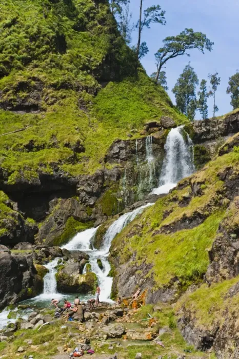 Framed Print : Tourists swimming in hot pools and waterfalls on Mount Rinjani volcano crater, Lombok, Indonesia, Southeast Asia, Asia Framed Print : Tourists swimming in hot pools and waterfalls on Mount Rinjani volcano crater, Lombok, Indonesia, Southeast Asia, Asia