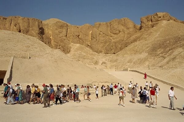 Tourists visiting tombs in the Valley of the Kings, Luxor, Thebes, UNESCO World Heritage Site