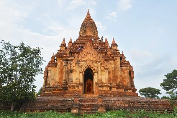 Tourists waiting for sunset on a temple, Bagan (Pagan), Myanmar (Burma), Asia