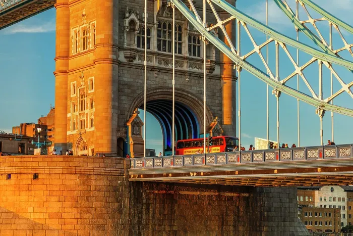 Framed Print : Tower Bridge, London, England