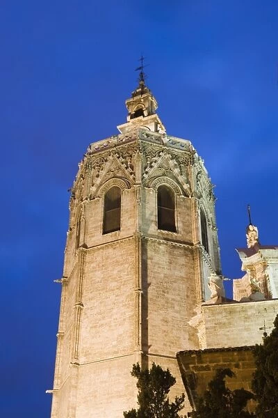 tower, el Miguelet