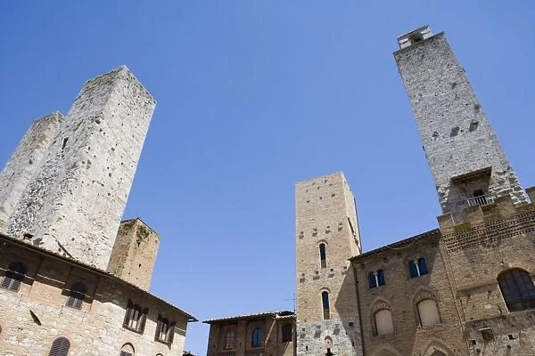 Towers, Piazza Della Cisterna