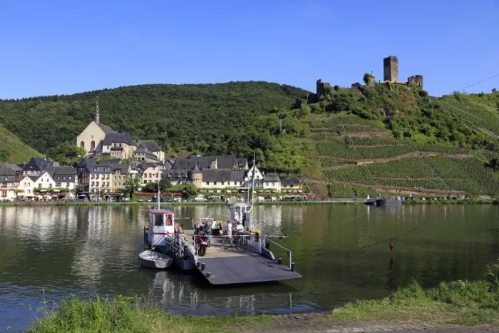 Framed Print : Town of Beilstein with Metternich Castle Ruins on Moselle River, Rhineland-Palatinate Framed Print : Town of Beilstein with Metternich Castle Ruins on Moselle River, Rhineland-Palatinate