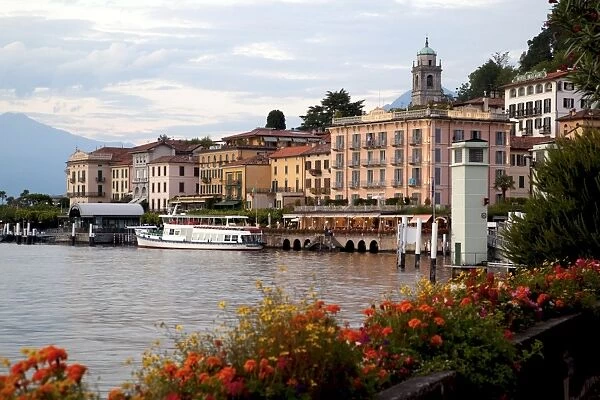 Town of Bellagio, Lake Como, Lombardy, Italian Lakes, Italy, Europe