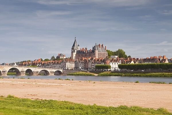 The town of Gien in front of the River Loire, Loiret, Centre, France, Europe