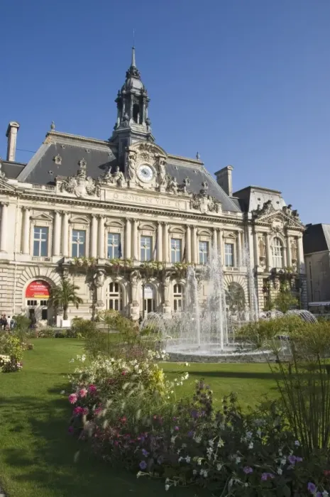 Framed Print : The Town Hall in the City of Tours, Indre et Loire, Loire Valley, Centre, France, Europe Framed Print : The Town Hall in the City of Tours, Indre et Loire, Loire Valley, Centre, France, Europe