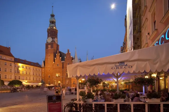 Framed Print : Town Hall at dusk, Market Square (Rynek), Old Town, Wroclaw, Silesia, Poland, Europe Framed Print : Town Hall at dusk, Market Square (Rynek), Old Town, Wroclaw, Silesia, Poland, Europe