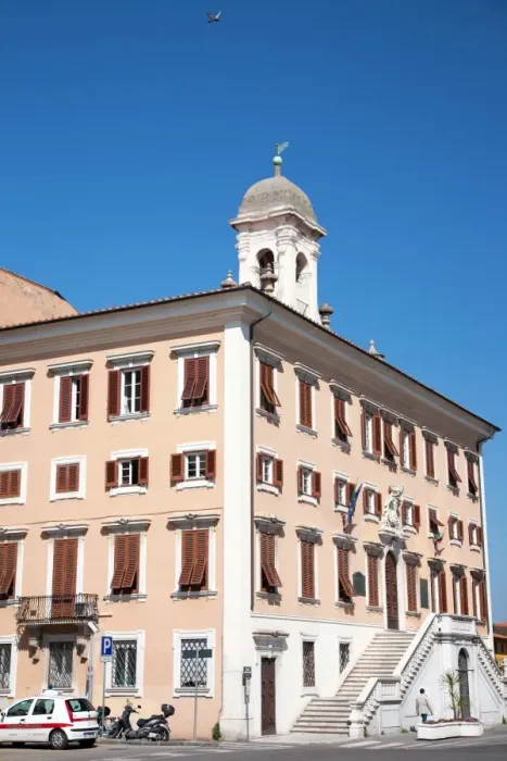 Framed Print : Town Hall, Livorno, Tuscany, Italy, Europe Framed Print : Town Hall, Livorno, Tuscany, Italy, Europe