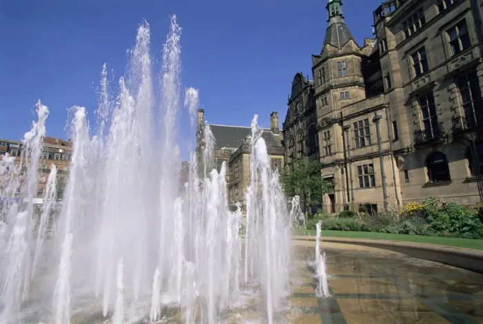 Framed Print : Town Hall and Peace Gardens, Sheffield, Yorkshire, England, United Kingdom, Europe Framed Print : Town Hall and Peace Gardens, Sheffield, Yorkshire, England, United Kingdom, Europe