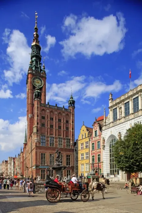 Framed Print : Town Hall of Rechtstadt District on Long Market in Gdansk, Gdansk, Pomerania, Poland Framed Print : Town Hall of Rechtstadt District on Long Market in Gdansk, Gdansk, Pomerania, Poland