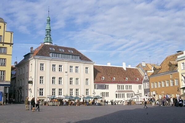 Town Hall Square, Old Tallinn, Tallinn, Estonia, Baltic States, Europe