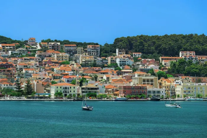 Framed Print : Town seafront panorama with low-rise buildings, Argostoli, Cephalonia Ionia Islands, Greek Islands, Greece, Europe Framed Print : Town seafront panorama with low-rise buildings, Argostoli, Cephalonia Ionia Islands, Greek Islands, Greece, Europe