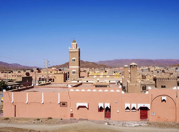 Townscape of Agdz (Agdez), Draa-Tafilalet Region, Morocco, North Africa, Africa