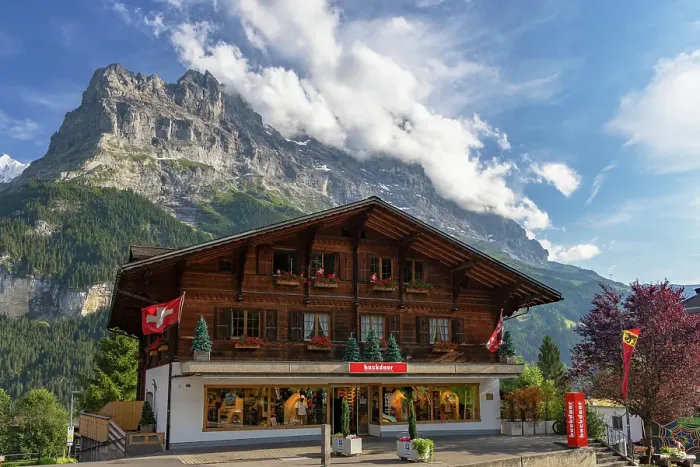 Framed Print : Traditional chalet, Grindelwald, Jungfrau Region, Bernese Oberland, Switzerland Framed Print : Traditional chalet, Grindelwald, Jungfrau Region, Bernese Oberland, Switzerland