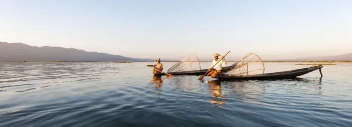 Framed Print : Traditional fisherman on Inle lake, Shan State, Myanmar (Burma), Asia Framed Print : Traditional fisherman on Inle lake, Shan State, Myanmar (Burma), Asia