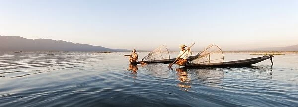 Traditional fisherman on Inle lake, Shan State, Myanmar (Burma), Asia