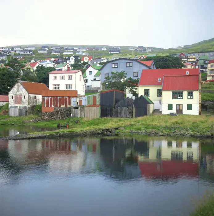 Framed Print : Traditional waterfront houses in the town of Westmannhavn, Stremoy Island Framed Print : Traditional waterfront houses in the town of Westmannhavn, Stremoy Island