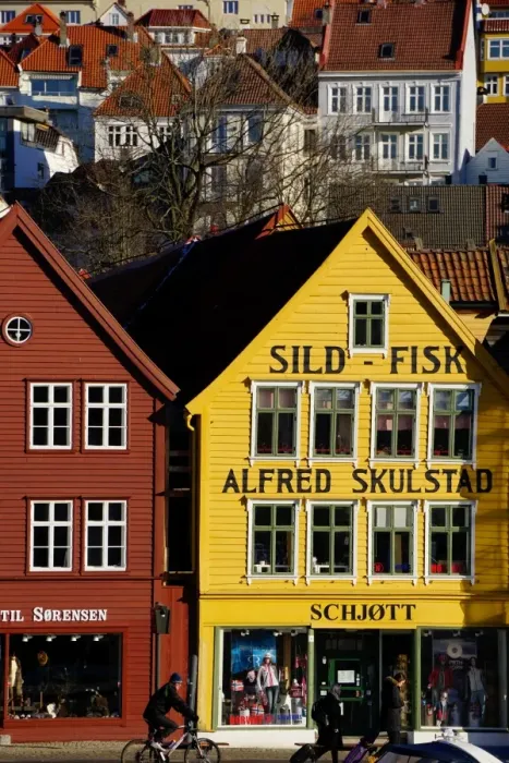 Framed Print : Traditional wooden Hanseatic merchants buildings of the Bryggen, UNESCO World Heritage Site Framed Print : Traditional wooden Hanseatic merchants buildings of the Bryggen, UNESCO World Heritage Site
