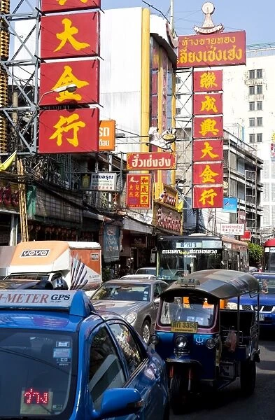 Traffic congestion in China Town, Bangkok, Thailand, Southeast Asia, Asia