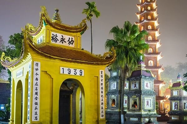 Tran Quoc Pagoda (Chua Tran Quoc) at night, Tay Ho District, Hanoi, Vietnam, Indochina