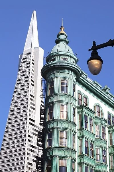 Trans America Building and Victorian architecture, San Francisco, California, United States of America, North America