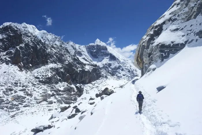Framed Print : Trekker walking over Cho La Pass with Lobuche West and East on left side, Solukhumbu District, Nepal, Himalayas, Asia Framed Print : Trekker walking over Cho La Pass with Lobuche West and East on left side, Solukhumbu District, Nepal, Himalayas, Asia