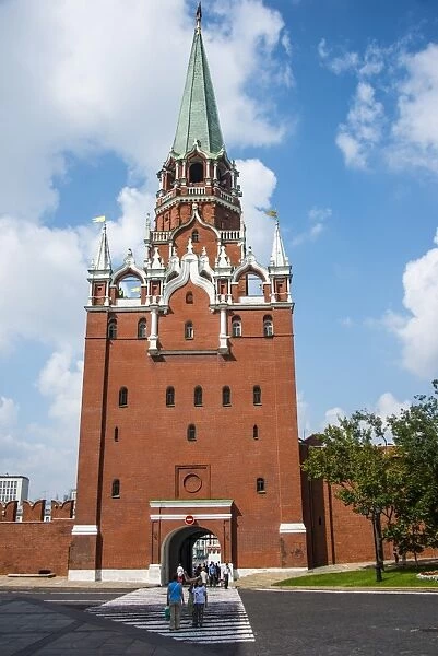 Trinitiy Gate tower in the Kremlin, UNESCO World Heritage Site, Moscow, Russia, Europe