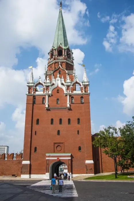 Framed Print : Trinitiy Gate tower in the Kremlin, UNESCO World Heritage Site, Moscow, Russia, Europe Framed Print : Trinitiy Gate tower in the Kremlin, UNESCO World Heritage Site, Moscow, Russia, Europe