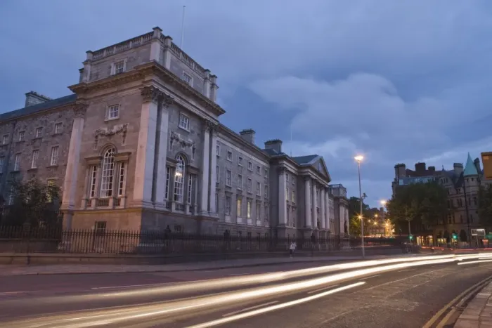 Framed Print : Trinity College in the early evening, Dublin, Republic of Ireland, Europe Framed Print : Trinity College in the early evening, Dublin, Republic of Ireland, Europe