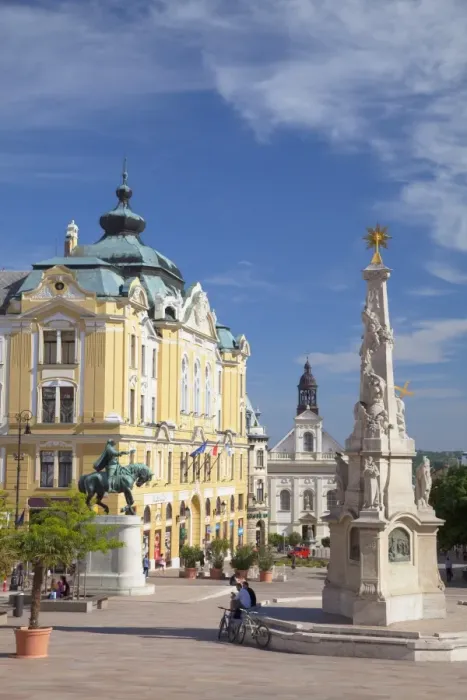 Framed Print : Trinity Column and Town Hall in Szechenyi Square, Pecs, Southern Transdanubia, Hungary, Europe Framed Print : Trinity Column and Town Hall in Szechenyi Square, Pecs, Southern Transdanubia, Hungary, Europe