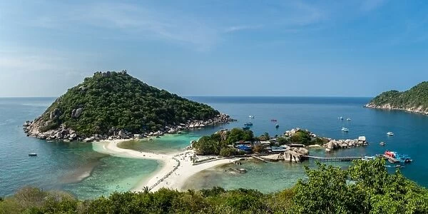 The triple islands of Koh Nang Yuan are connected by a shared sandbar just off the coast of Koh Tao