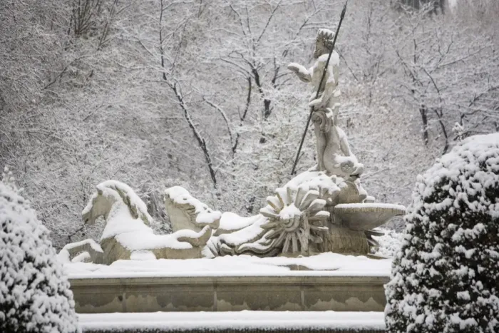 Framed Print : Triton statue in snow, Paseo del Prado, Madrid, Spain, Europe Framed Print : Triton statue in snow, Paseo del Prado, Madrid, Spain, Europe