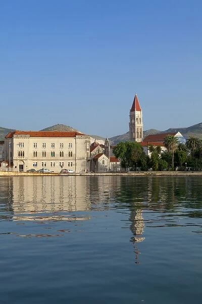 Trogir, view of the cathedral across the water