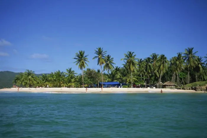 Framed Print : Tropical coastline of Cayo Levantado, Dominican Republic, West Indies, Caribbean Framed Print : Tropical coastline of Cayo Levantado, Dominican Republic, West Indies, Caribbean