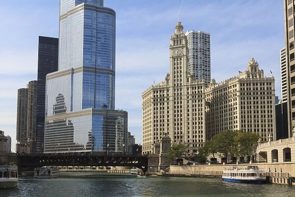 Trump Tower and the Wrigley Building by the Chicago River, Chicago, Illinois, United States of America, North America