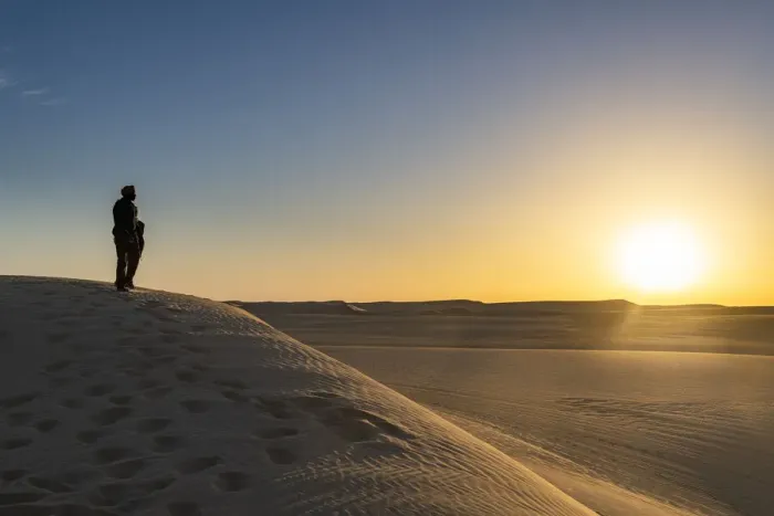 Framed Print : Tuareg standing on a sand dune in the Tenere Desert at sunrise, Sahara, Niger, Africa Framed Print : Tuareg standing on a sand dune in the Tenere Desert at sunrise, Sahara, Niger, Africa