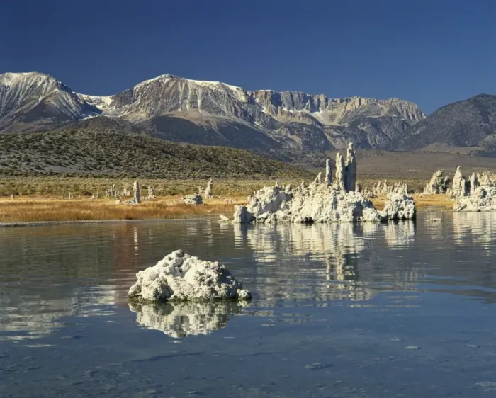 Framed Print : Tufas of calcium carbonate at lake in Mono Lake Tufa State Reserve Framed Print : Tufas of calcium carbonate at lake in Mono Lake Tufa State Reserve