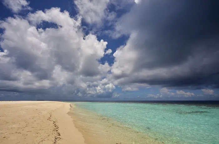 Framed Print : Tumultuous clouds of a tropical thunderstorm, Havodda Island, Gaafu Dhaalu atoll, Maldives Framed Print : Tumultuous clouds of a tropical thunderstorm, Havodda Island, Gaafu Dhaalu atoll, Maldives