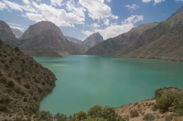 Framed Print : Turquoise Alexander Lake (Iskanderkul Lake) in Fann Mountains, Tajikistan Framed Print : Turquoise Alexander Lake (Iskanderkul Lake) in Fann Mountains, Tajikistan