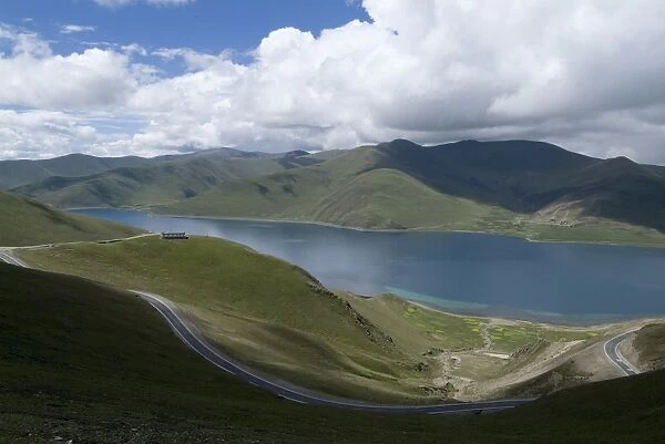 Turquoise Lake, Tibet, China, Asia