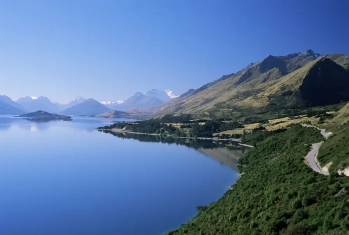 Framed Print : Turquoise water of Lake Wakaipu, around Queenstown, South Island, New Zealand