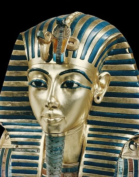 Tutankhamuns funeral mask in solid gold inlaid with semi-precious stones