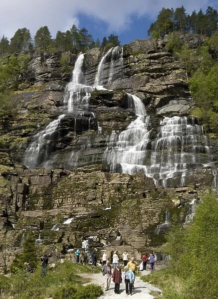 Tvinnefoss waterfall, near Voss, western Norway, Norway, Scandinavia, Europe