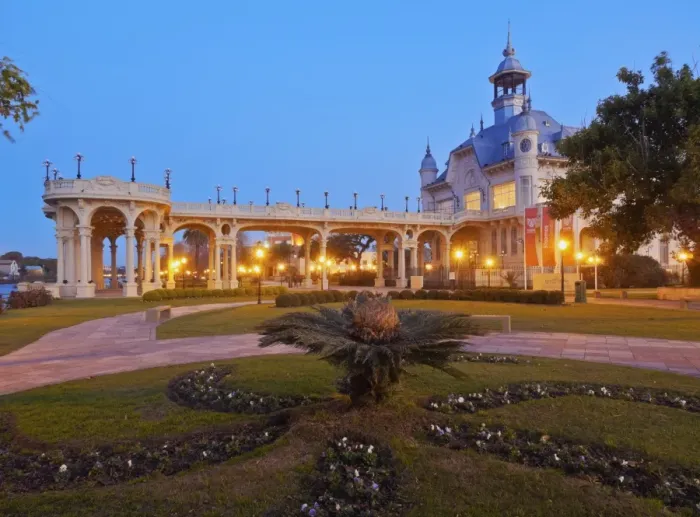 Framed Print : Twilight view of the Municipal Museum of Fine Art, Tigre, Buenos Aires Province, Argentina Framed Print : Twilight view of the Municipal Museum of Fine Art, Tigre, Buenos Aires Province, Argentina