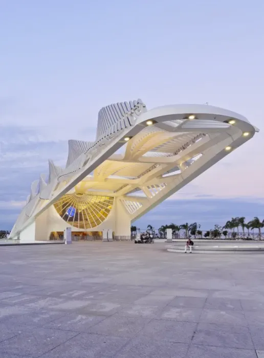 Framed Print : Twilight view of the Museum of Tomorrow (Museu do Amanha) by Santiago Calatrava, Praca Maua Framed Print : Twilight view of the Museum of Tomorrow (Museu do Amanha) by Santiago Calatrava, Praca Maua