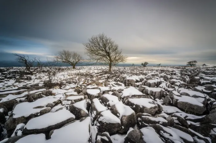Framed Print : Twistleton Scar End in snow, Ingleton, Yorkshire Dales, Yorkshire, England, United Kingdom Framed Print : Twistleton Scar End in snow, Ingleton, Yorkshire Dales, Yorkshire, England, United Kingdom