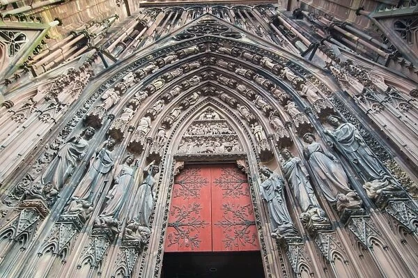 Detail of the tympanum on Notre Dame de Strasbourg Cathedral, UNESCO World Heritage Site, Strasbourg, Bas-Rhin, Alsace, France, Europe