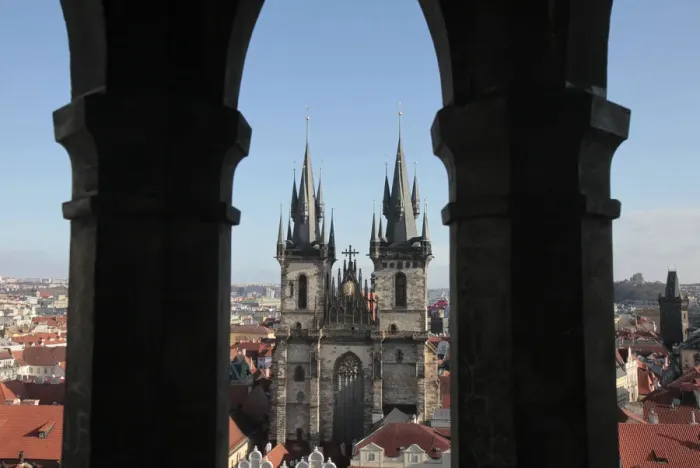 Framed Print : Tyn Church on Old Town Square, Prague, Czech Republic, Europe Framed Print : Tyn Church on Old Town Square, Prague, Czech Republic, Europe