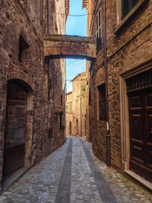 Framed Print : A typical alley in Todi, Umbria, Italy, Europe Framed Print : A typical alley in Todi, Umbria, Italy, Europe